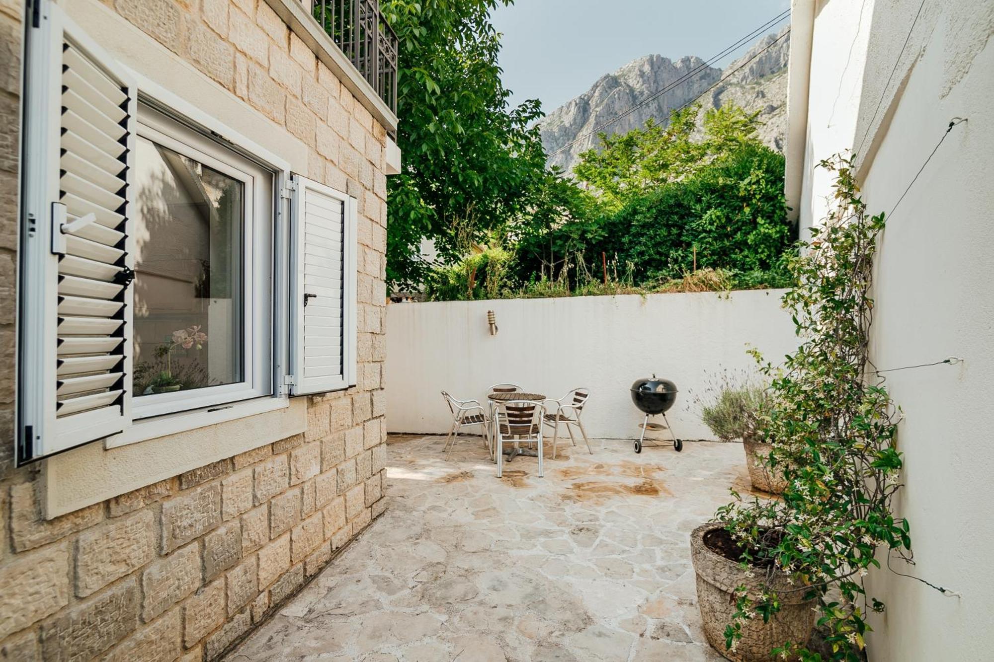 Holiday Home Amanda Hollick Kotor Exterior foto