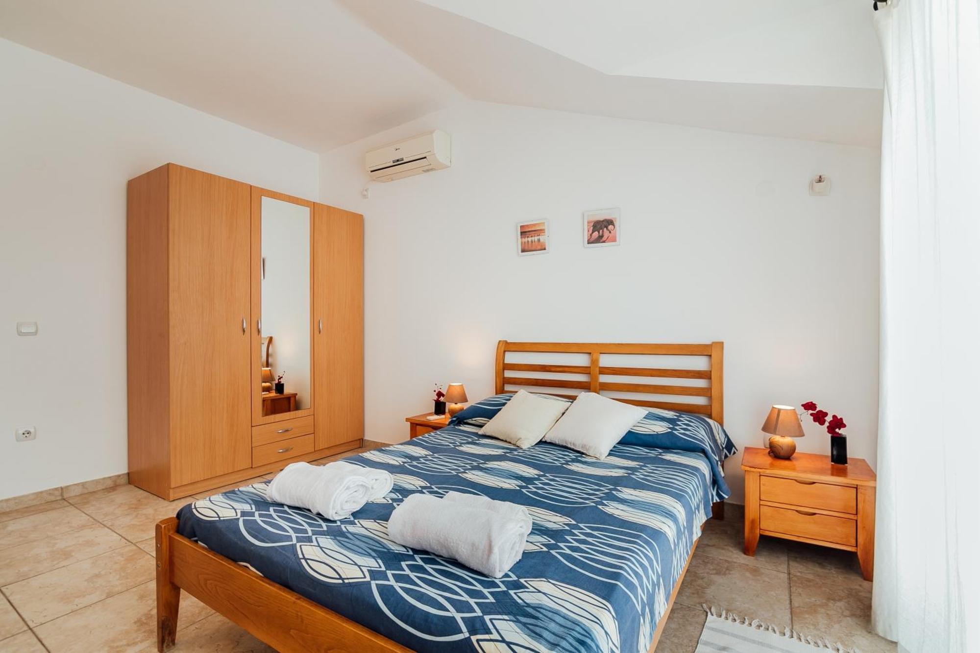 Holiday Home Amanda Hollick Kotor Exterior foto