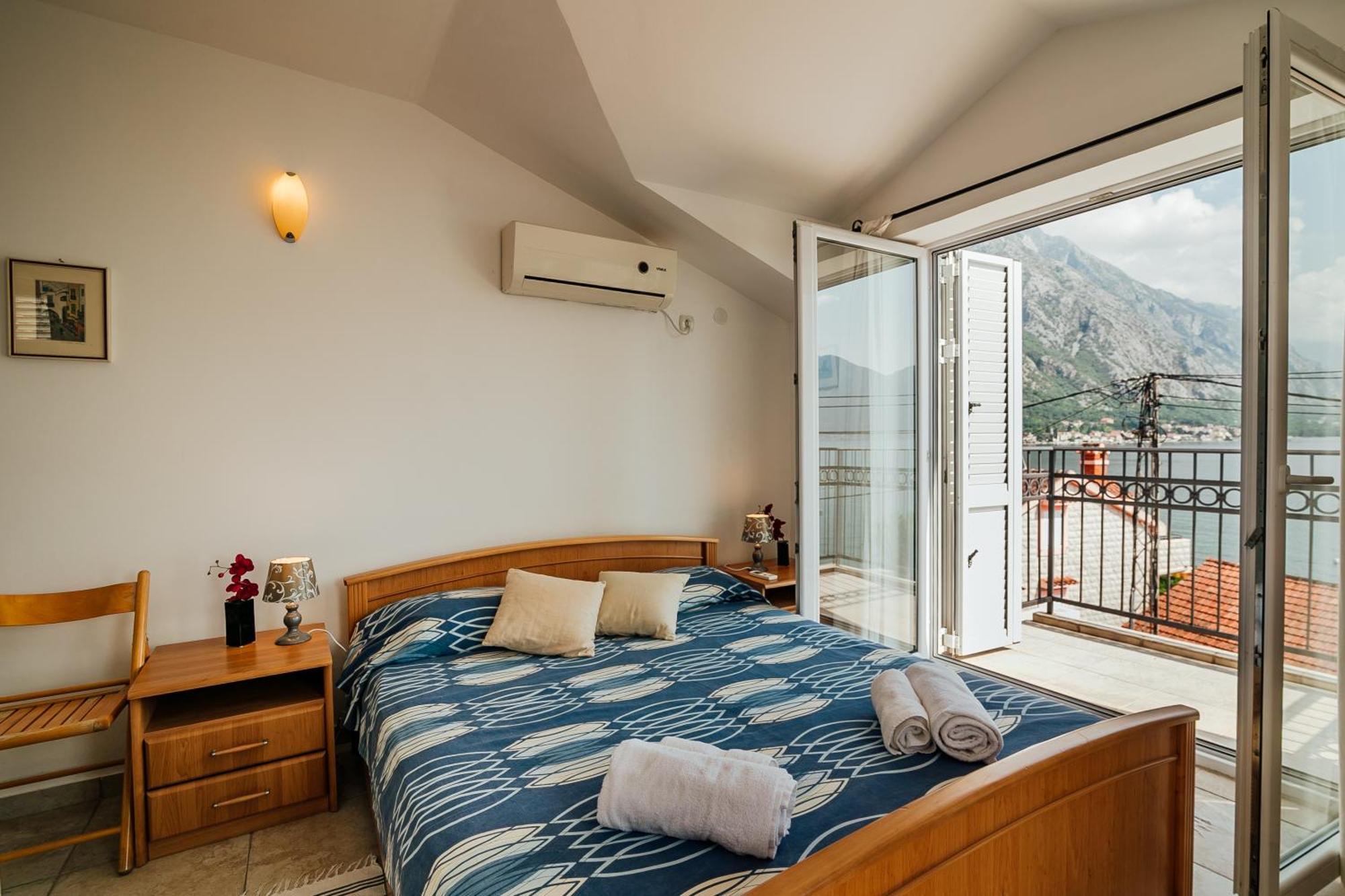 Holiday Home Amanda Hollick Kotor Exterior foto